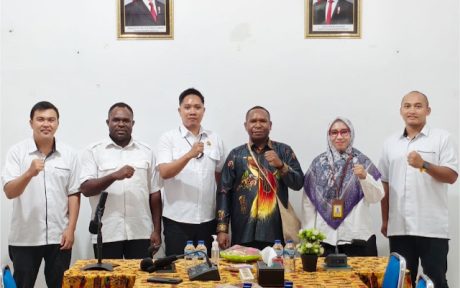 Dalam20komitmennya20membawa20kemajuan20bagi20Boven20Digoel20Bupati20Kabupaten20Boven20Digoel20Bapak20Roni20