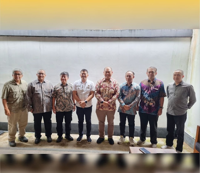 Bappenas dan Kantor Pertanahan Merauke Bahas Strategi Percepatan Pembangunan Papua Selatan Bappenas dan Kantor Pertanahan Merauke bersinergi susun strategi percepatan pembangunan dan pensertipikatan tanah di Papua Selatan.