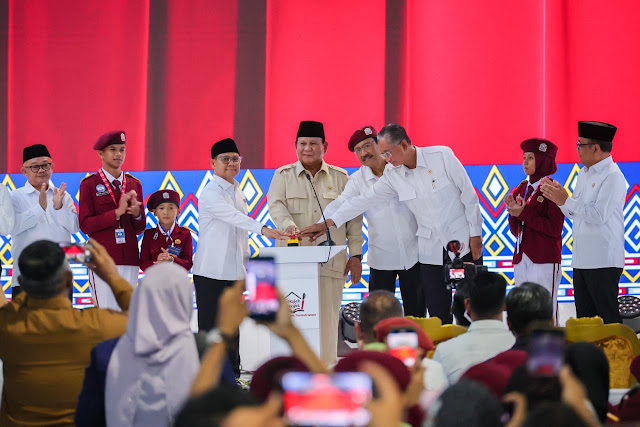 Wamen ATR/Waka BPN Hadiri Peluncuran 166 Sekolah Rakyat di Banjarbaru