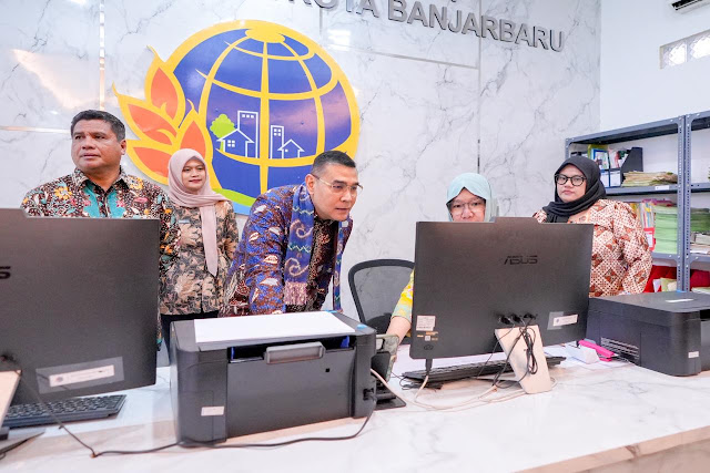 Tinjau PELATARAN Banjarbaru, Wamen ATR/BPN Ingatkan Pelayanan Cepat dan Akurat