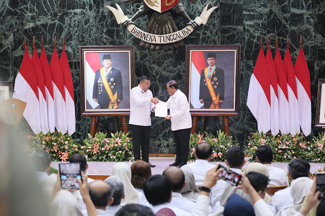 Wamen ATR/BPN Serahkan 499 Sertipikat Hak Pakai Senilai Rp22,25 Triliun kepada Pemprov DKI Jakarta