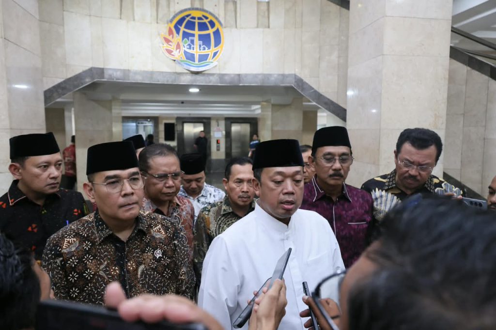 Menteri ATR BPN Nusron Wahid menyampaikan pelayanan pertanahan tetap berjalan di tengah proses hukum KPK